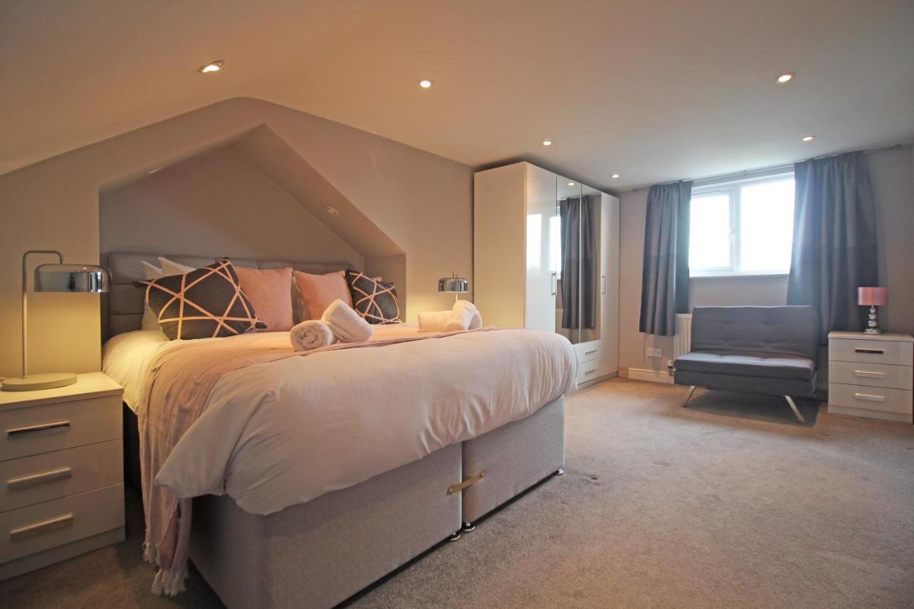 Queens Road - Luxury Spacious Home In Chester Christleton Ngoại thất bức ảnh